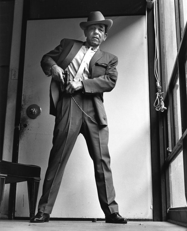 Pistolero-b.-res-copy Pistolero-b.-res-copy